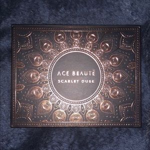 Palette features 12 colors